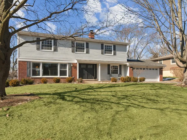 248 Beverly Rd, Barrington, IL 60010
