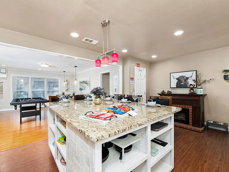 514 S Mesquite St — Photo 16