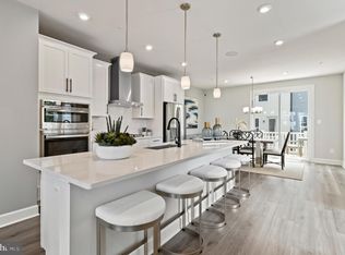 42552 Shandwick Ter, Sterling, VA 20166