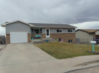 4107 Clark St, Cheyenne, WY 82009