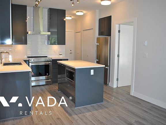 3rd image of 1768 Gilmore Ave #220