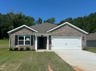 61 Vintage Grove Dr, Jackson, TN 38305