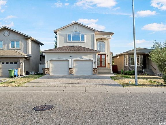 2nd image of 4622 Malcolm DRIVE