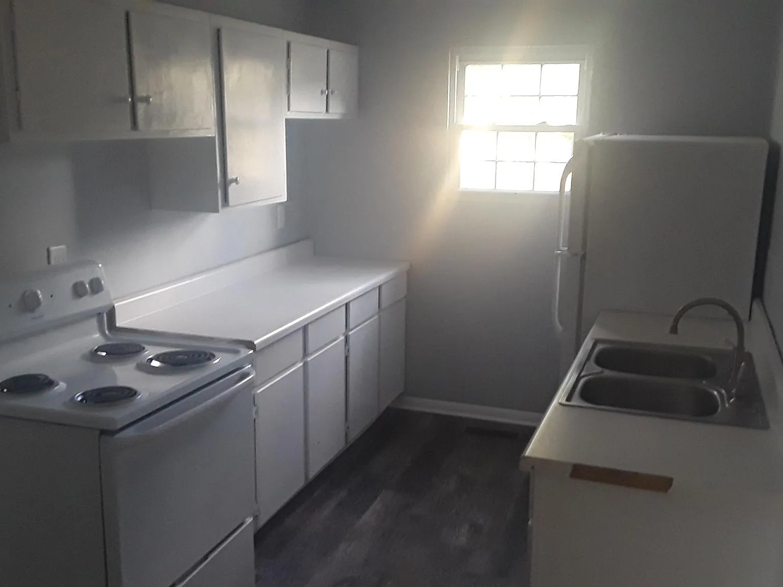 3 bed, 1056 sqft, $1,200 — Photo 4