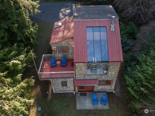 329 Snug Harbor Drive, Lopez Island, WA 98261