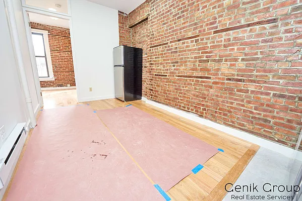 Rented by Genik Group Corp | media 9