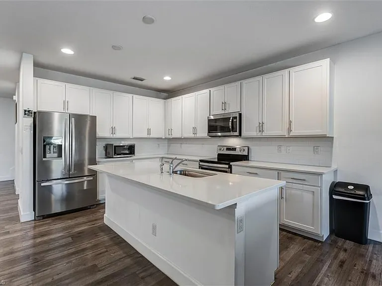 26483 Bonita Fairways Blvd — Photo 10