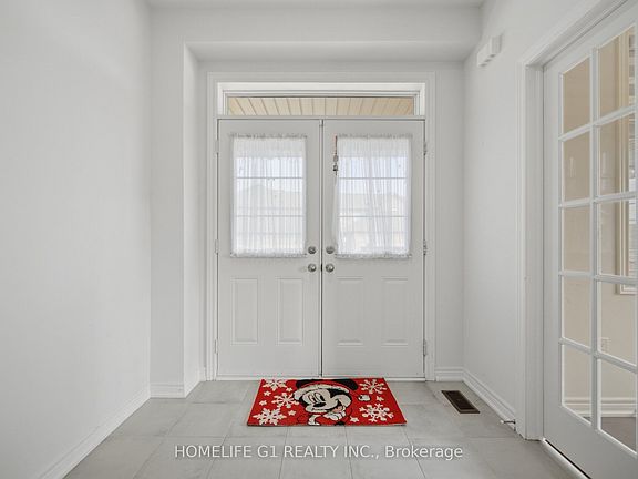 4th image of 129 Holbrook Ct