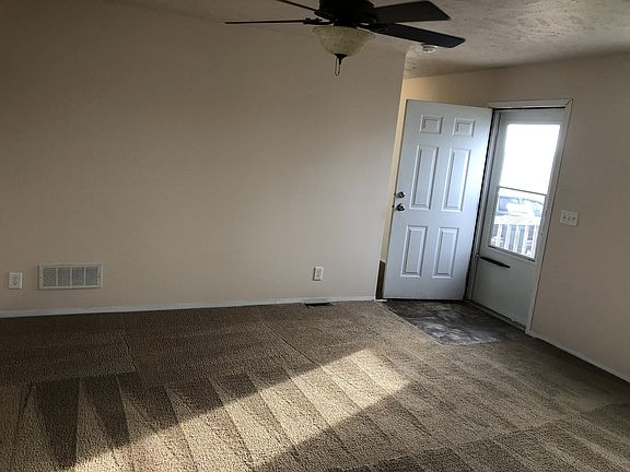 4th image of 2986 Deerfield Run Blvd #17