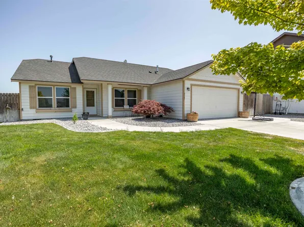 6307 Bayview Ln, Pasco, WA 99301