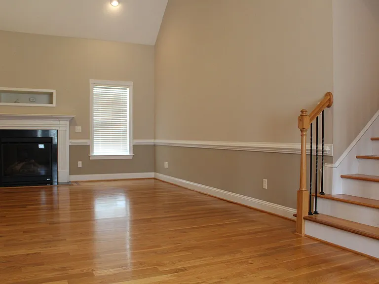 111 Apple Tree Ln — Photo 3
