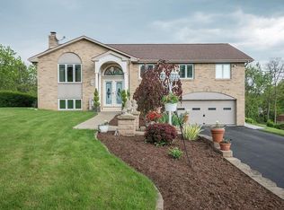 2449 Demare Dr, Bethel Park, PA
