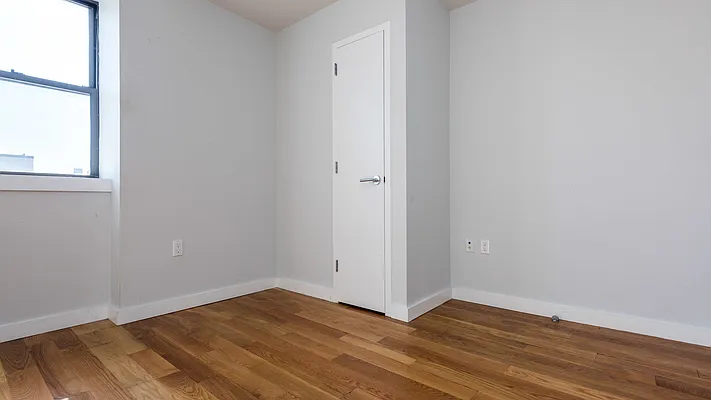 Rented by Nooklyn NYC LLC | media 22