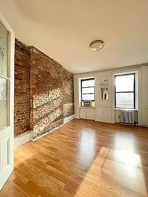 Rented by Oxford Property Group | media 1