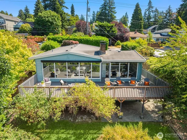 10737 3rd Avenue NW, Seattle, WA 98177