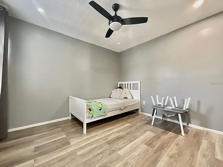 6062 Willowpointe Cir #203 — Photo 8