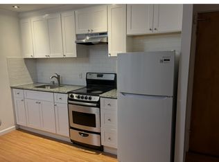 3 Dean St APT 2B, Stamford, CT 06902