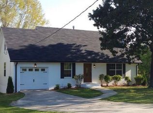 1221 Murray Ln, Mount Olive, AL 35117