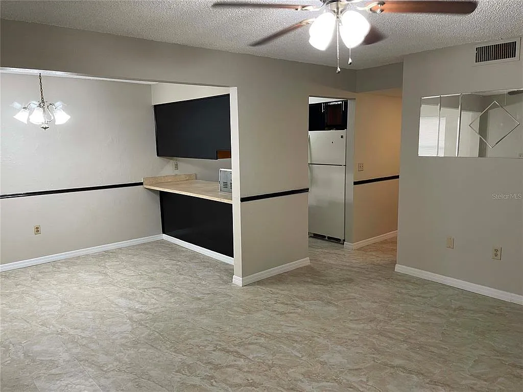 1 bed, 1.0 bath, 768 sqft, $1,100 — Photo 4