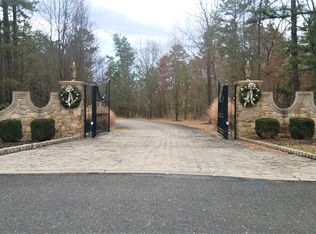 19 Red Onion Rd, Shamong, NJ 08088