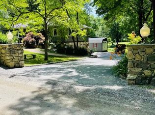 673 Old Albany Post Rd, Garrison, NY 10524