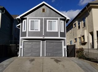 1072 18th St, Oakland, CA 94607