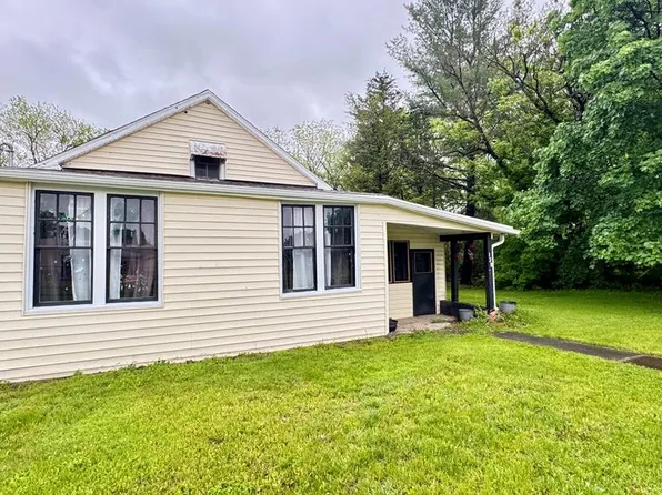 128 Bradford St, Sayre, PA 18840