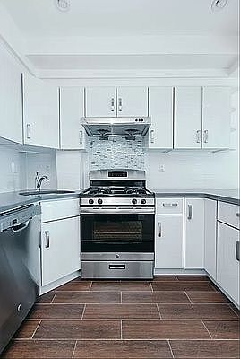 2nd image of 632 Grand St APT 5F