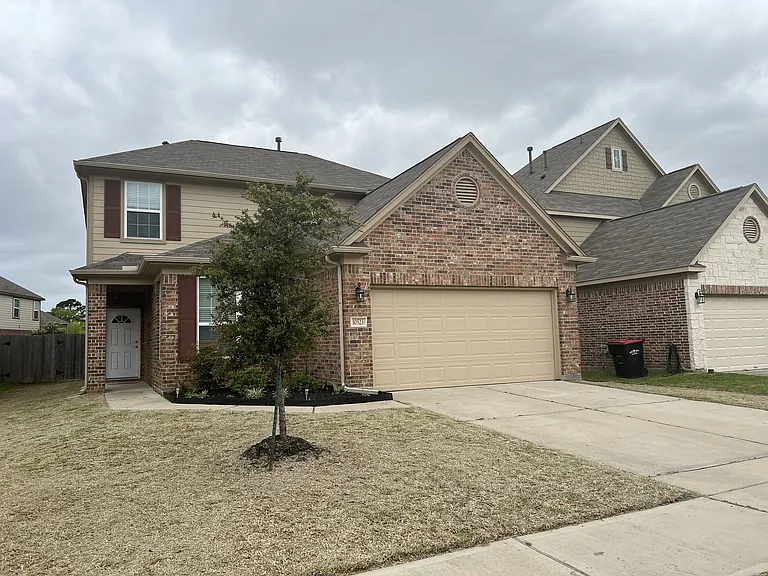 10523 Chestnut Path Way — Photo 1