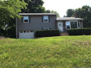 78 Noank Ledyard Rd, Groton, CT 06355