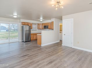 3470 Holland Ln, Holts Summit, MO 65043