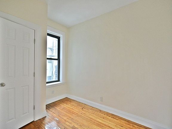 3rd image of 503 W 122nd St APT 14