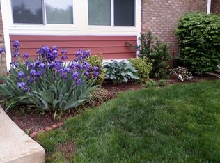 40 Bayberry Ct, Hillsborough, NJ 08844