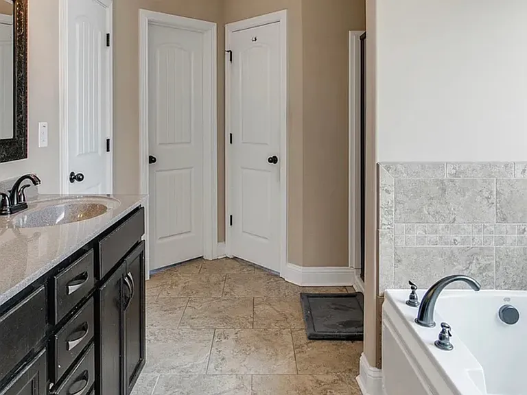 1132 Henry Place Blvd — Photo 10