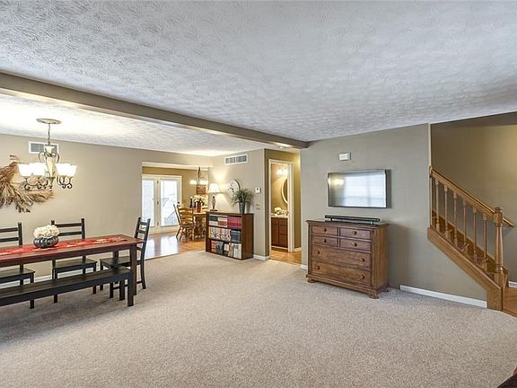 4th image of 2303 Spyglass Ct