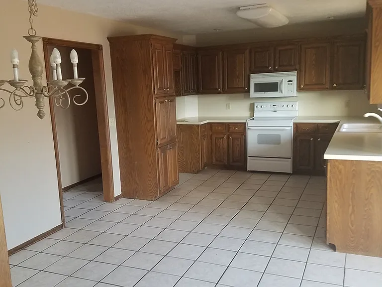 4016 Ripple Ave — Photo 4