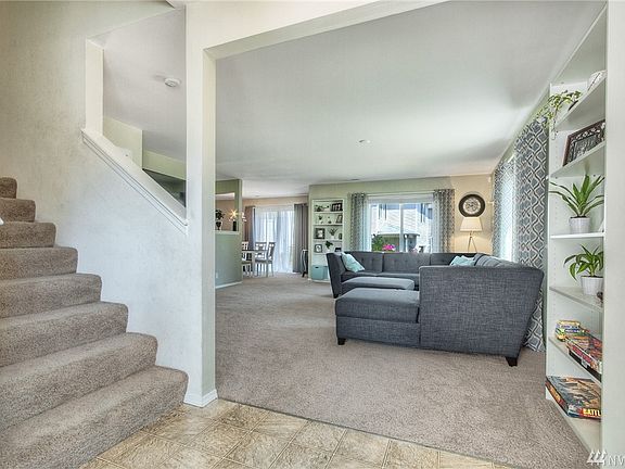 3rd image of 28884 213th Ct SE