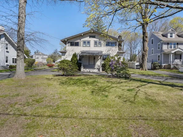 85 Indian Field Road, Greenwich, CT 06830