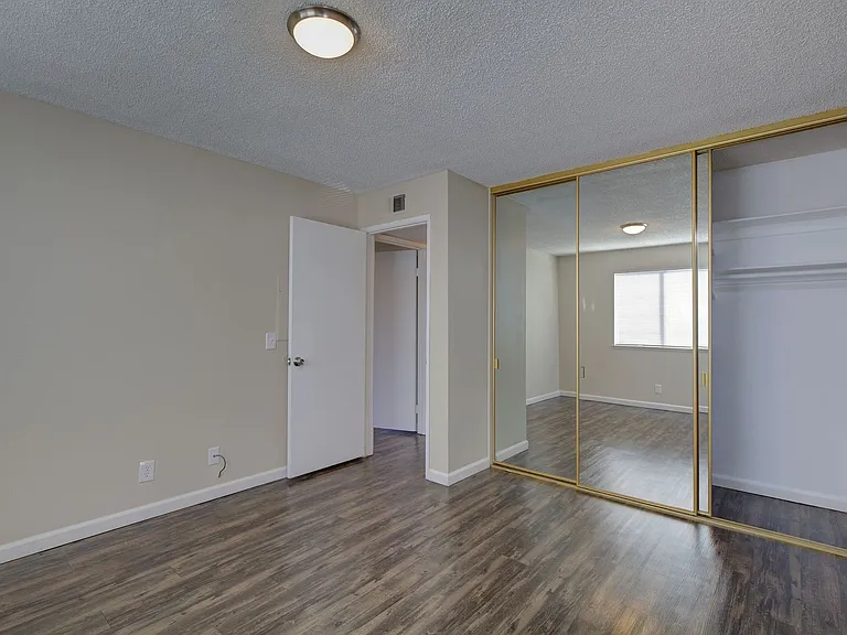 4828 Art St — Photo 5