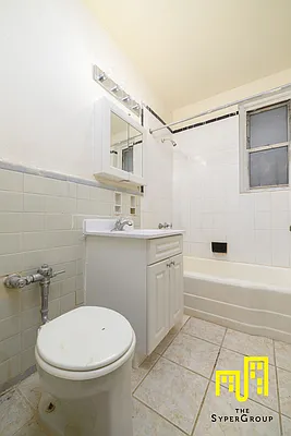 Rented by The Syper Group | media 11