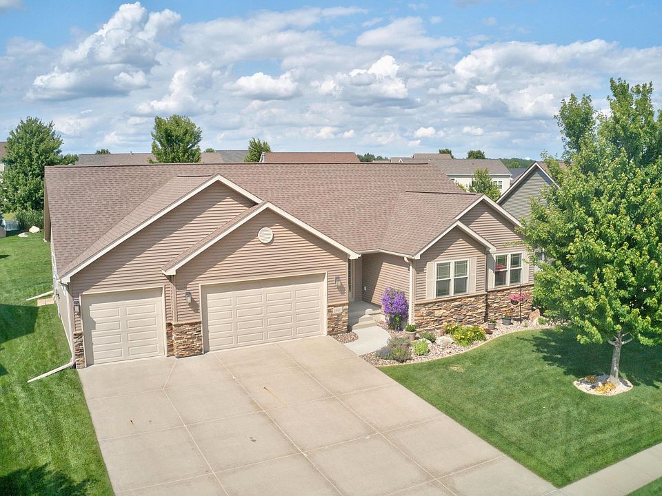 1st image of 2803 Pendleton Dr