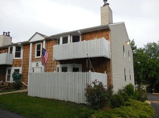 8337 Lowell Ave APT 4, Overland Park, KS 66212