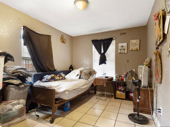 san-antonio-texas-169119936 picture