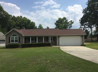 420 Sentry Oaks Dr, Centerville, GA 31028