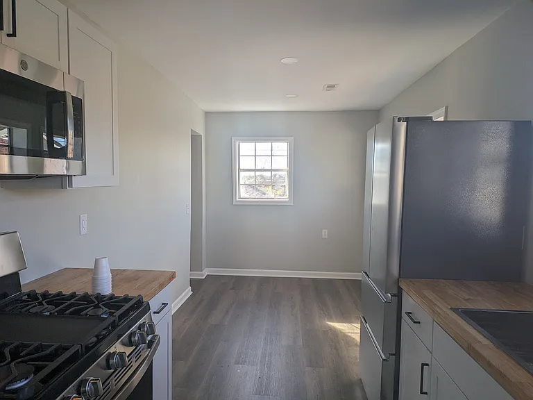 2520 Meeting Street Rd #B — Photo 8