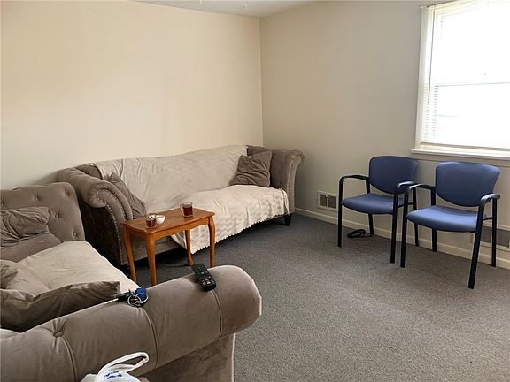 3rd image of 468 Elmgrove Rd #468