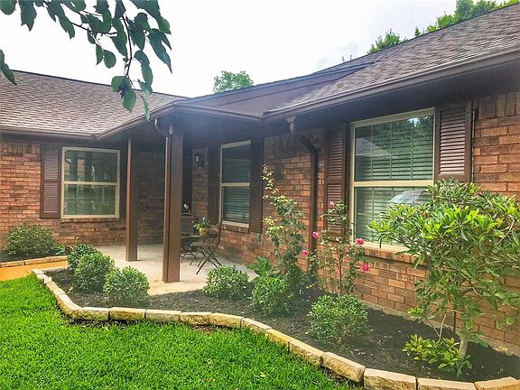 Covered front porch