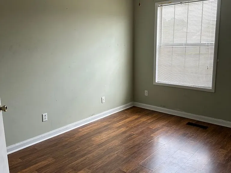 912 Pineland Ave #32 — Photo 7