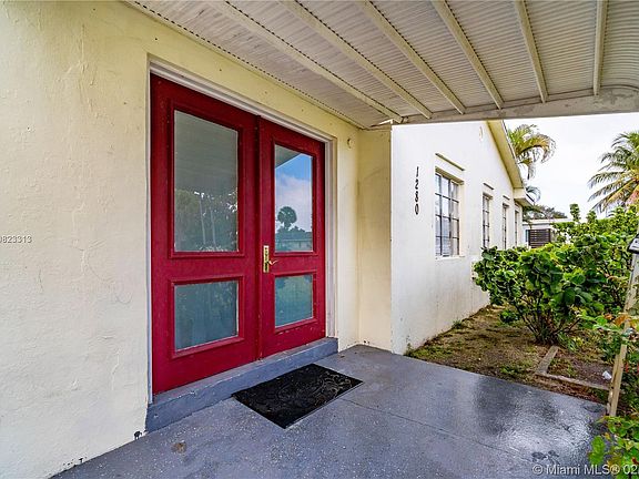 4th image of 1280 NE 135th St
