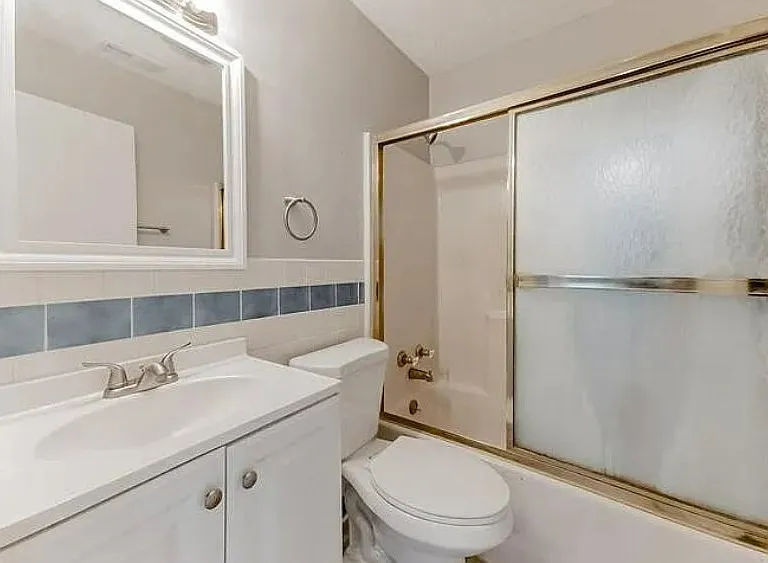 2419 W Park St — Photo 6